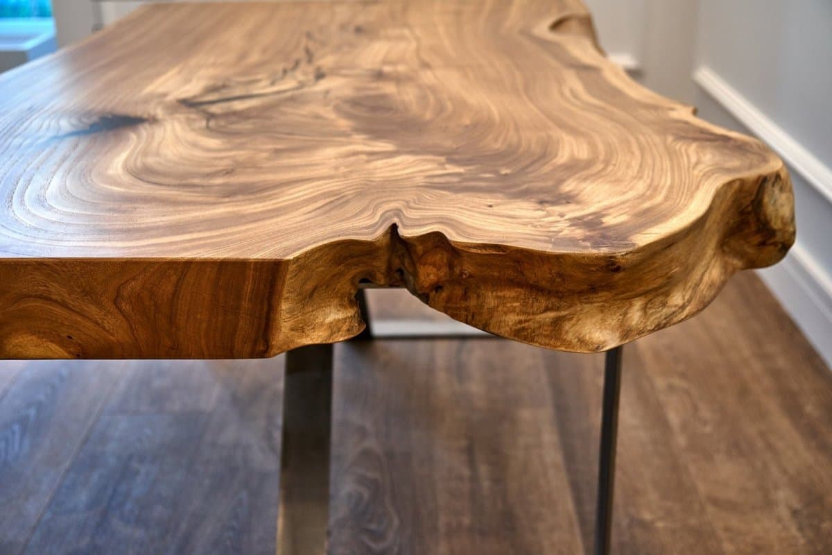 What is Live Edge furniture?